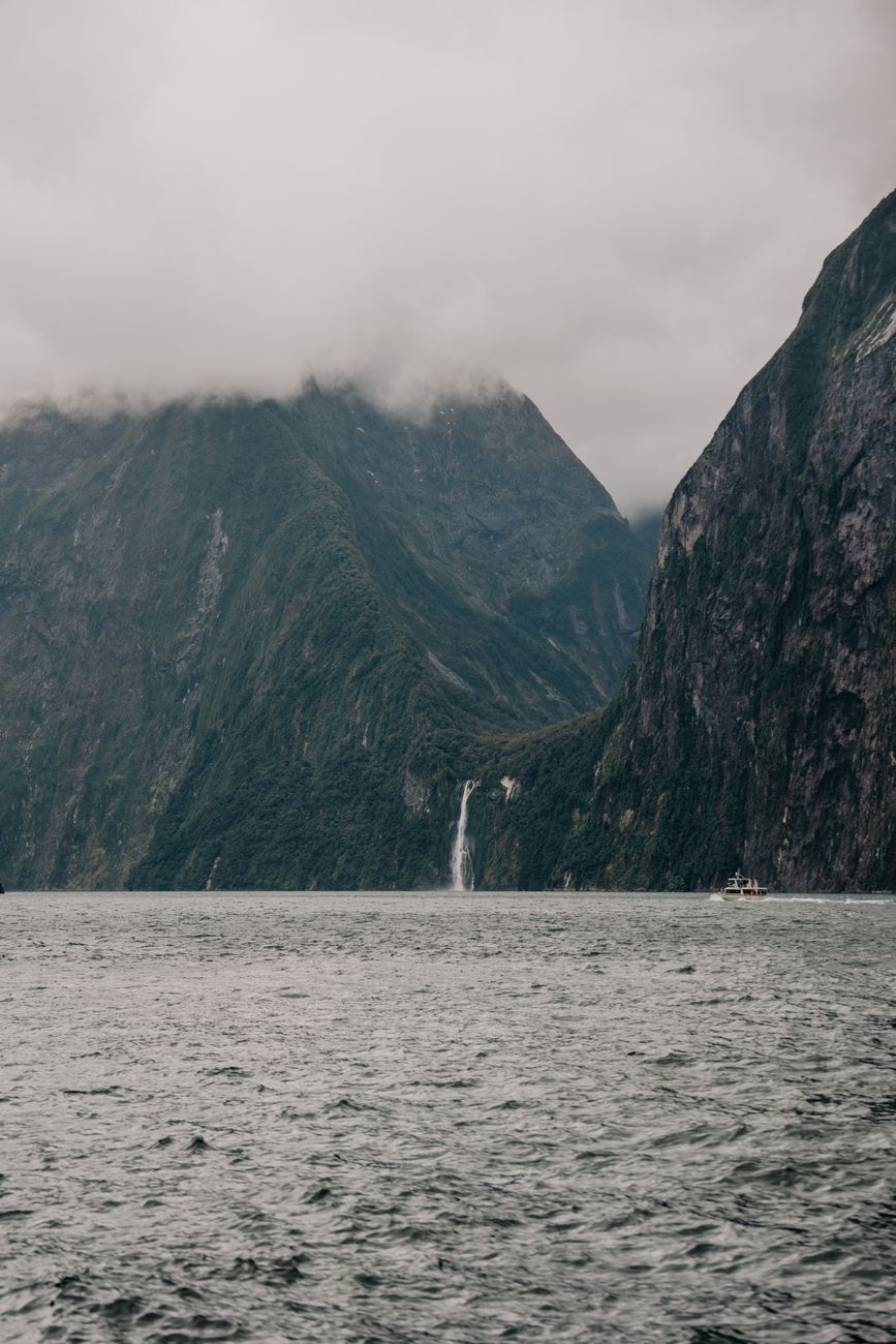 Fiordland Milford Sound boat cruise in rain and fog